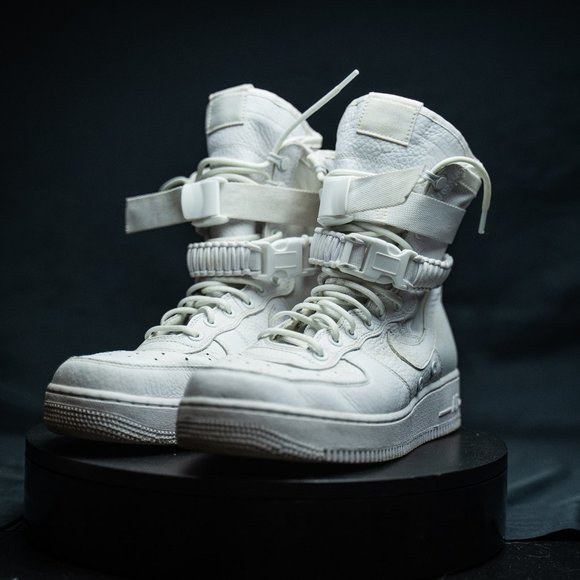 Size 10 - Nike SF Air Force 1 'CS'